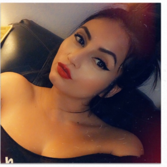 ninagunz